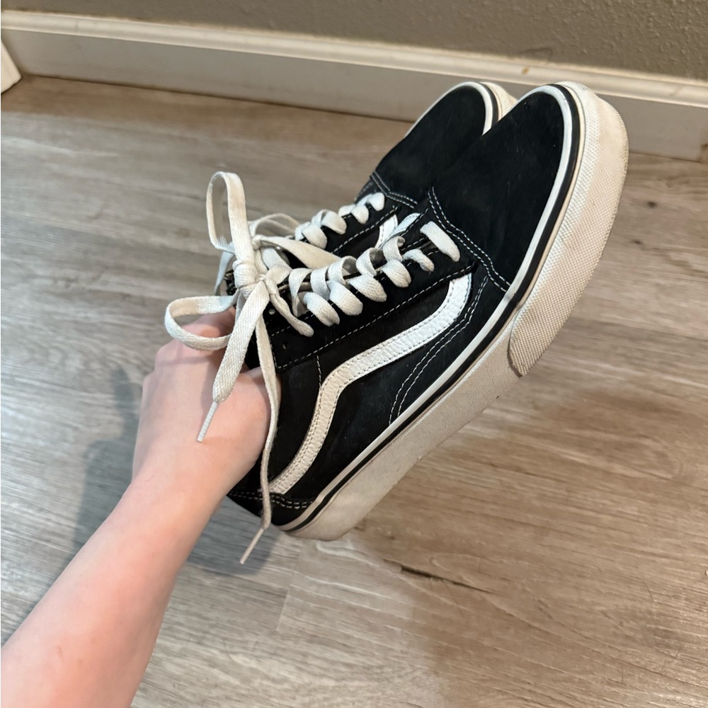 Women’s Classic Black and White Vans